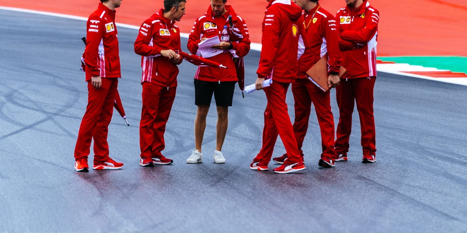 Situace u Ferrari nebyla pod Arrivabenem dobrá, říká Martin Brundle