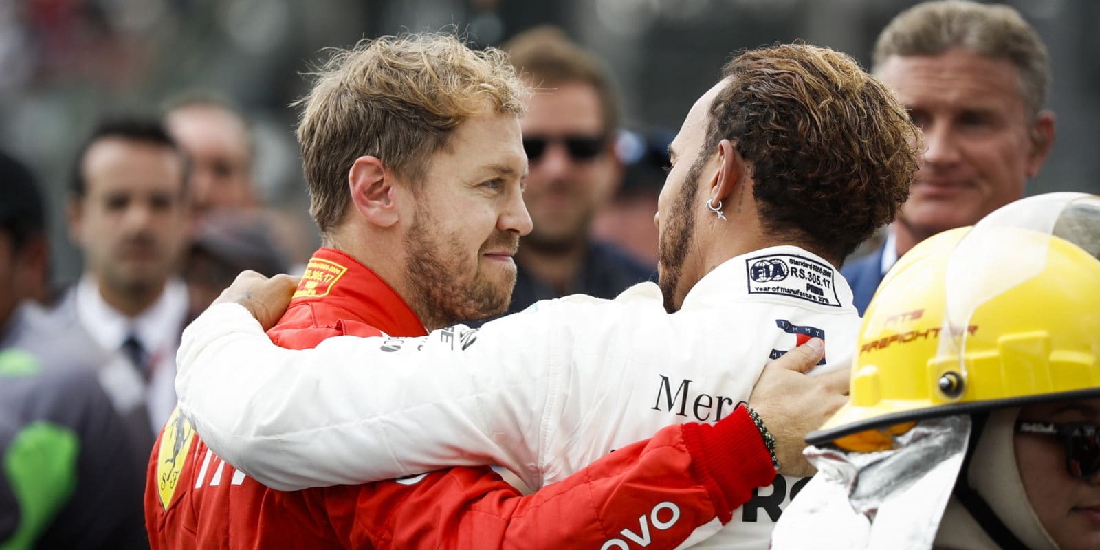 Irvine: Vettel není pořádná konkurence, je přeceňovaný