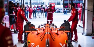 Ferrari stanovilo datum prezentace vozu a zažehlo motor