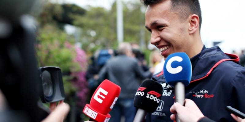 Alexander Albon dostane novou pohonnou jednotku Hondy