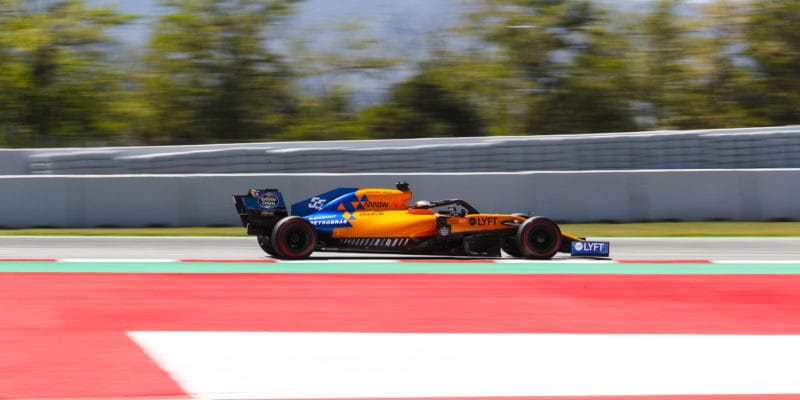 McLaren by mohl mít v Monaku problém, naznačila Barcelona