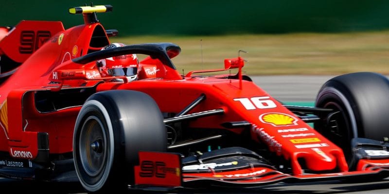 Jezdci Ferrari byli nejrychlejší i ve druhém tréninku
