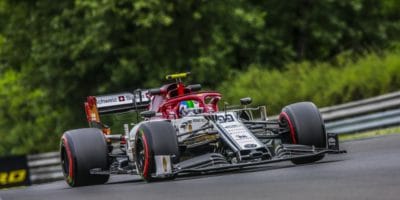 Giovinazzi poklesne na startu o 3 místa