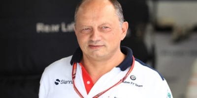F1 by mohla prodloužit dobu uzavření továren týmů
