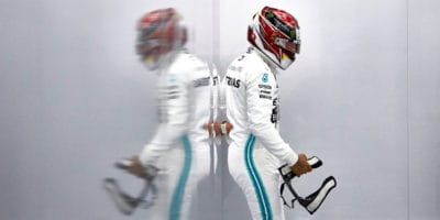 Hamilton: Reakce na mou nehodu vyvolala otázky o bezpečnosti