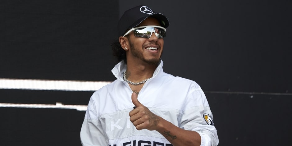 Mercedes konzultoval s Hamiltonem volbu jezdce