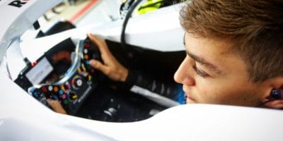 Russel: Vstup do Formule 1 ho stál jeden telefonát