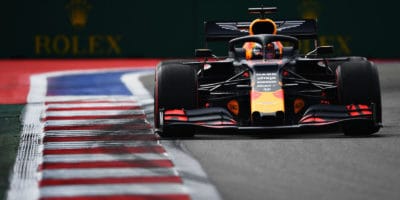 Max Verstappen po pátku nelituje penalizace