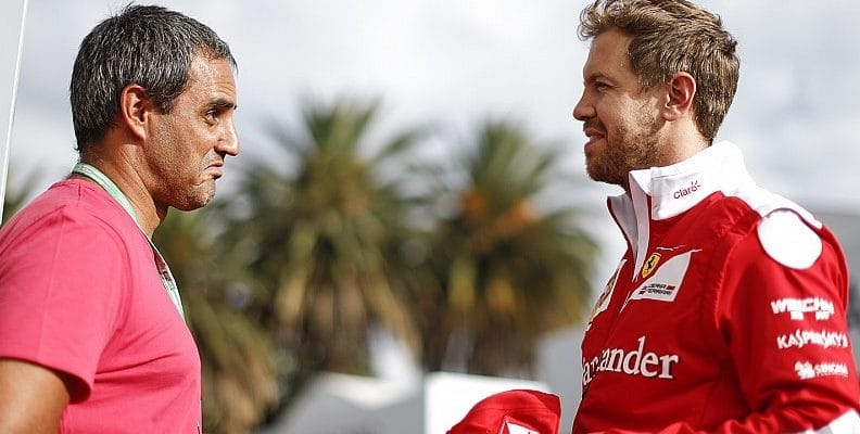 Montoya: Vettelův problém není psychický, ale technický