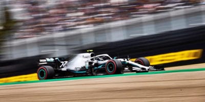 Bottas pokárán za nehodu s Grosjeanem