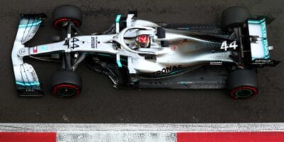 Mercedes v Mexiku překvapil, triumf si odváží Hamilton