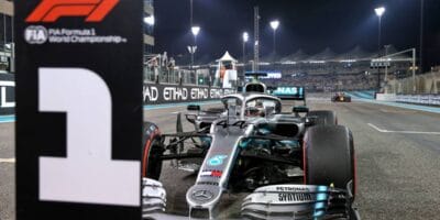 Jako bych získal první pole position, raduje se Hamilton