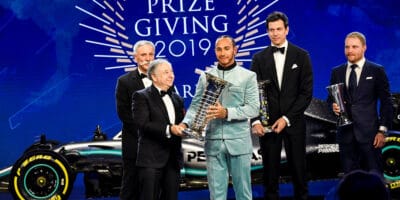Formule E je výkonnostně desítky let za F1, říká Todt