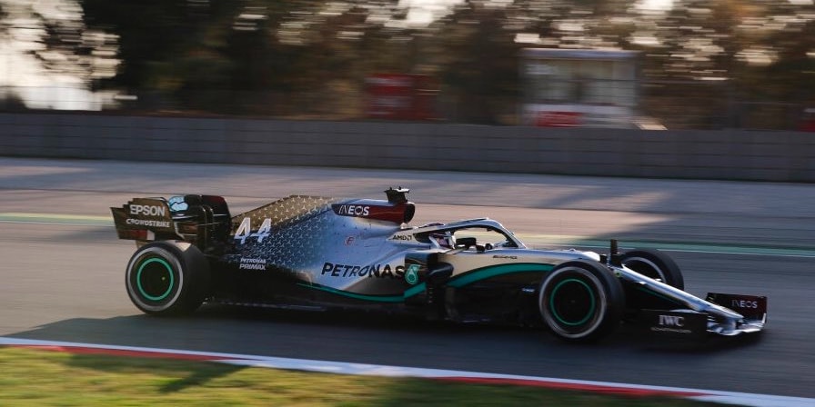 Testy 2020 zahájeny, nejrychlejší Mercedes