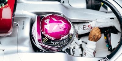 Hamilton chce pro novou éru F1 „lepší pneumatiky“