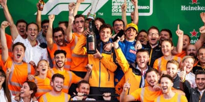 Izolovaní členové McLarenu se vrátí domů