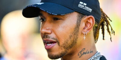 Hamilton založil komisi pro podporu rasové diverzity