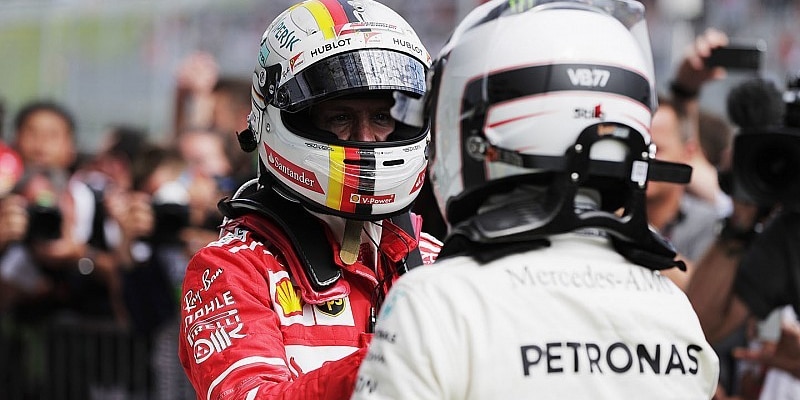 Bottas: Tým mi řekl, že o Vettela nemají zájem
