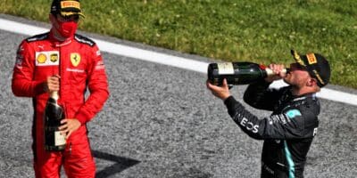 Zatím jen varování: Bottas a Leclerc nedodrželi protokol