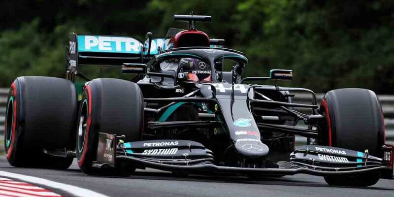 Hamilton ovládl Hungaroring a bere vedení v šampionátu