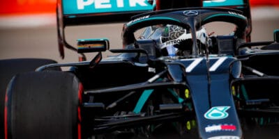 VC Ruska vyhrál Bottas, Hamilton dostal dvě penalizace