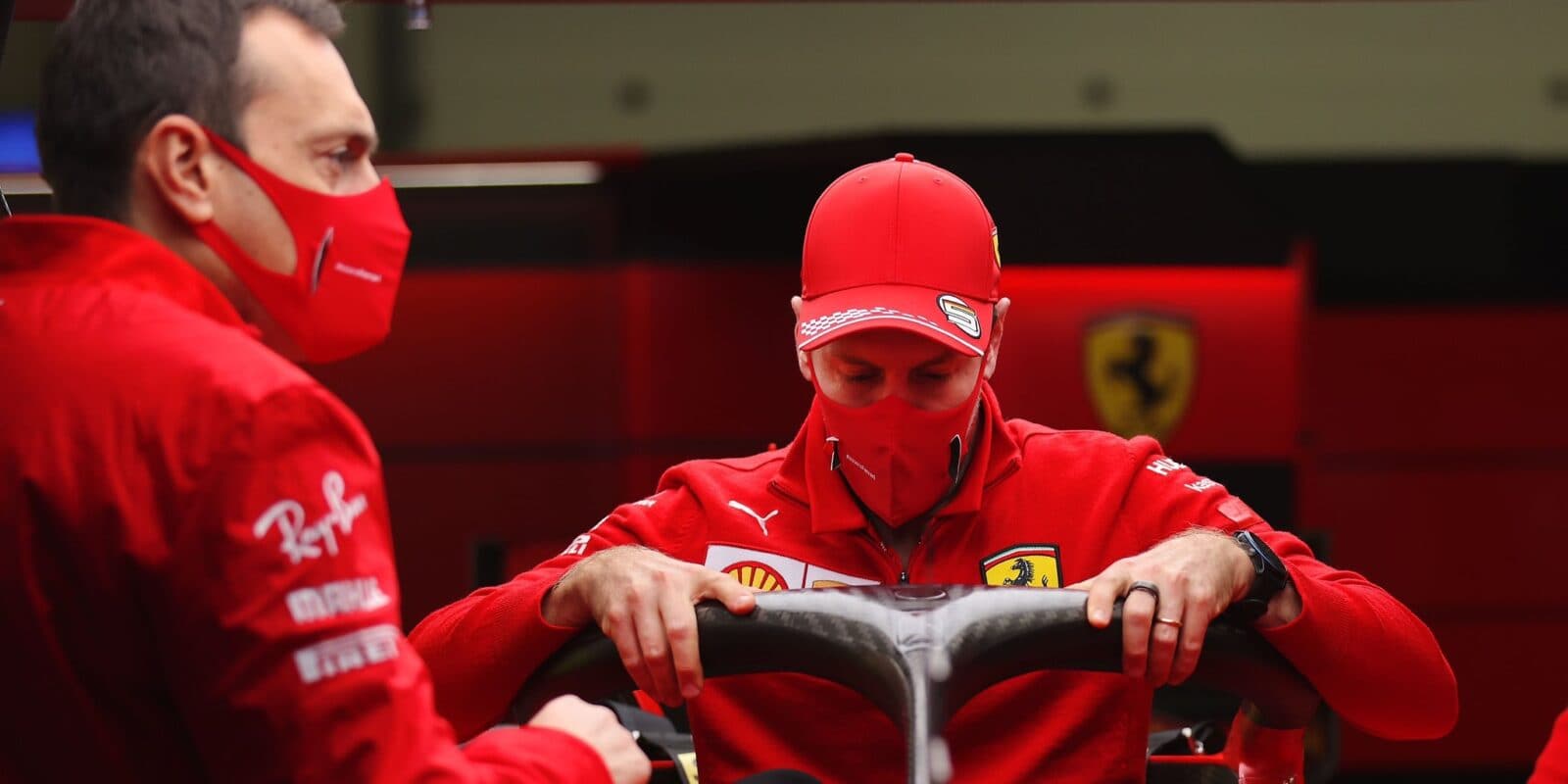 Vettel pomýšlel na výhru, Leclerc pouhé zklamání