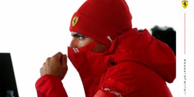 Ferrari neočekává, že Sainz „plně zapadne“ do týmu už v prvním závodě