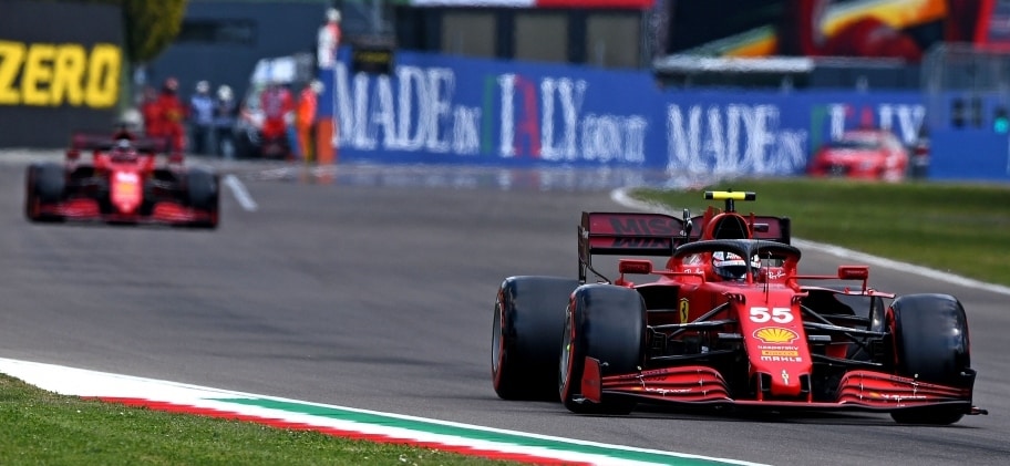 Zmiešané pocity pilotov Ferrari, chceli vyťažiť viac