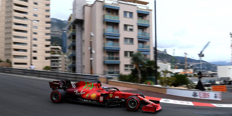 Nejrychleším pilotem v uličkách Monaka byl Charles Leclerc