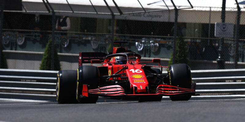 Druhý trénink Velké ceny Monaka pod taktovkou Ferrari