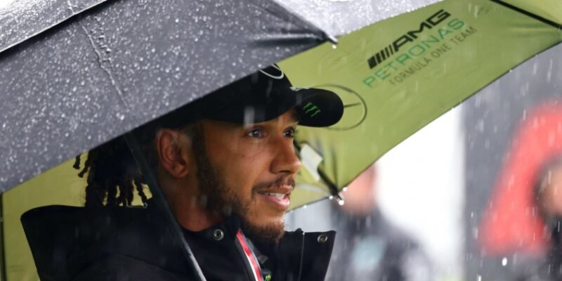 FIA zamietla Hamiltonovu žiadosť o vrátenie vstupného