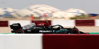 Ve třetím tréninku nejrychlejší mercedesy, v čele Bottas