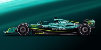 Aston Martin představil nový AMR22