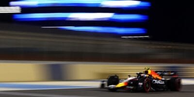 Verstappena trápili problémy s brzdami, riadením a palivom