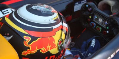 F2 v Džiddě: Lawson vítězem skandálního sprintu na 6 kol