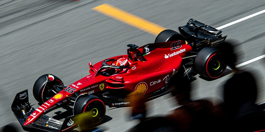 FP2 ve Španělsku: Leclerc následován jezdci Mercedesu