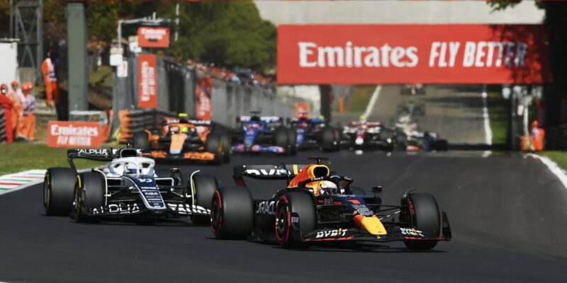 Trojzávodový „minišampionát“: Verstappen získal téměř maximum bodů