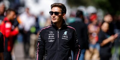George Russell: Jeden trénink za víkend týmům stačí