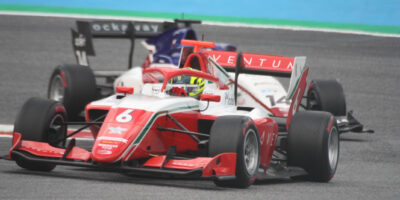 Testy F3 v Barceloně: Hledání formy a desetinek