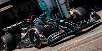 První trénink v Miami ovládl Mercedes George Russella