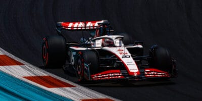 Haas odstartuje na domácí půdě ze 4. místa