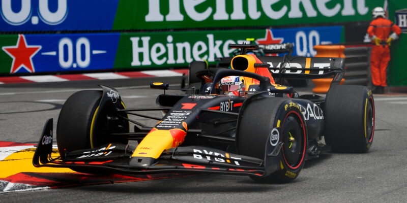 Závod v Monaku ovlivnil déšť, vítězem i přesto Verstappen