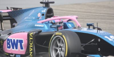 Nedělní zlatý pohár F2 patří Doohanovi, body pro Staňka