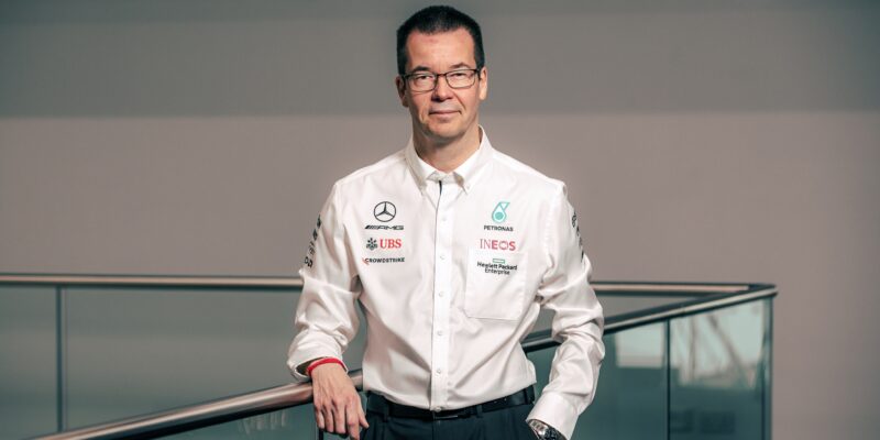 Mike Elliott končí jako technický ředitel v Mercedesu