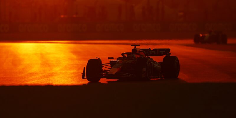 Max Verstappen nejrychlejší v tréninku v Kataru