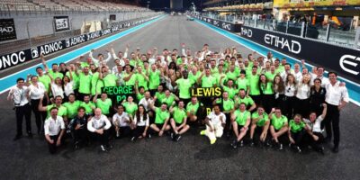 Diverzita se ve F1 daleko neposunula, říká Hamilton