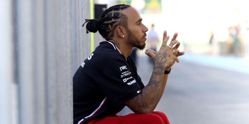 Hamilton by před důchodem v F1 zvážil placené volno