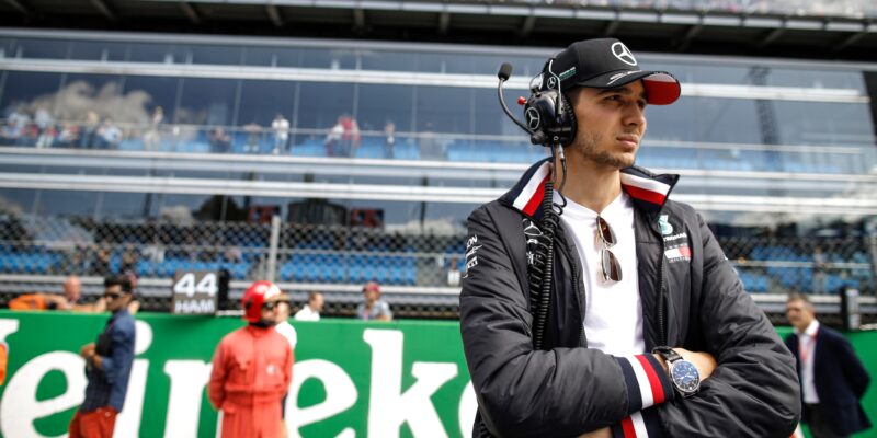 Esteban Ocon stále udržuje silné vazby s Mercedesem