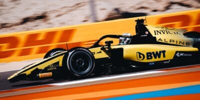 Ind Maini se prosadil v první kvalifikaci F2 v Bahrajnu, Staněk jen 21.