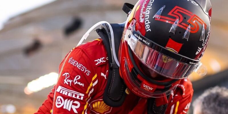 Ferrari oznamilo Sainzův návrat, co bude s Bearmenem?